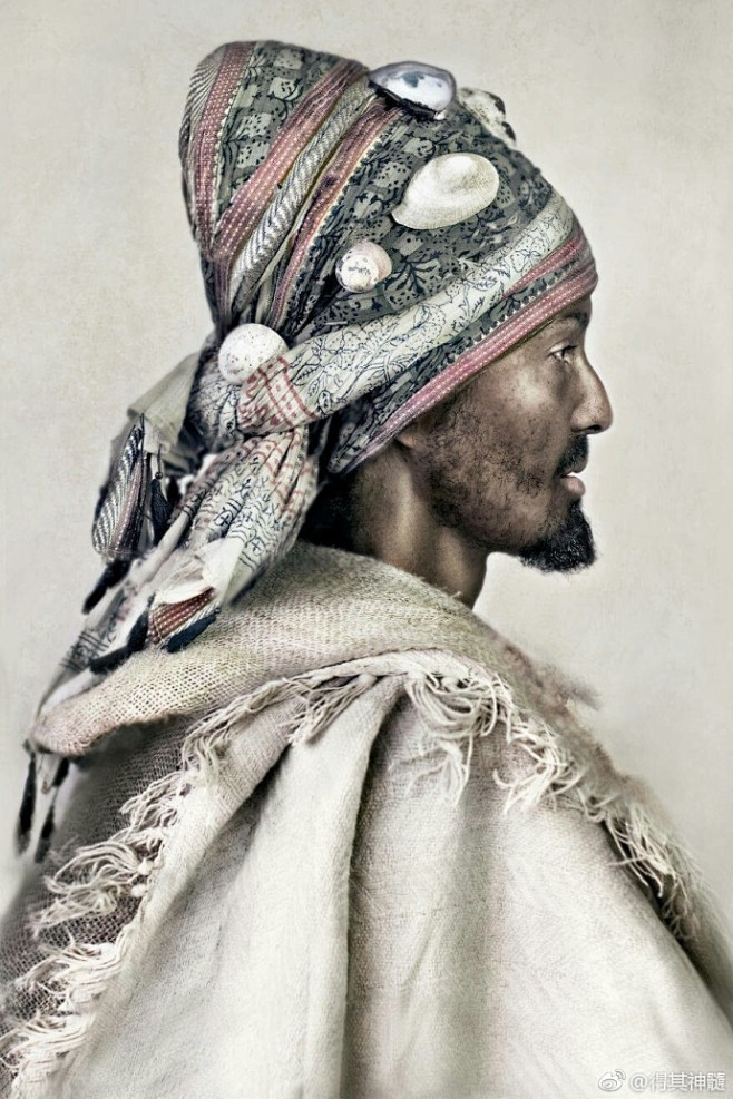 服饰
移民欧洲的非洲人
荷兰摄影师 Da...