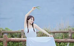 虞书欣甜美阳光高清桌面壁纸