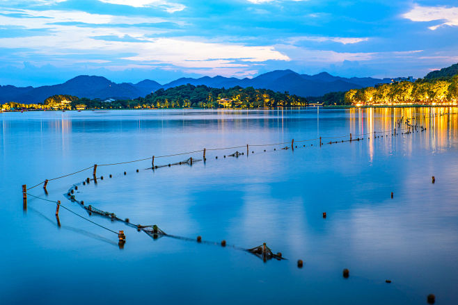 Hangzhou West Lake n...