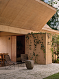 印际 - Estudio Macías Peredo & Aagnes Studio x Casa Primaversas : Casa Primavera坐落于墨西哥瓜达拉哈拉的森林之中，由Estudio Macias-Peredo设计，Aagnes主持造型设计。