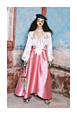 Gucci Pre-Fall 2019 Fashion Show : The complete Gucci Pre-Fall 2019 fashion show now on Vogue Runway.