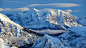 雪覆盖着Zugspitze的Wetterstein山脉