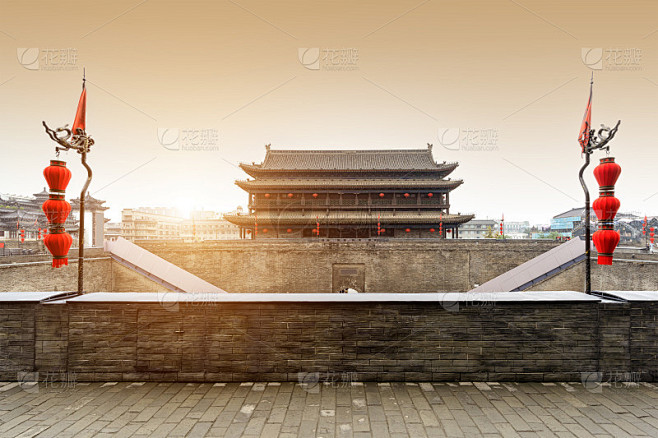 中国西安，明朝城墙，永宁门箭塔。素材-花瓣网