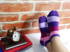女人脚轻松舒适的度假理念