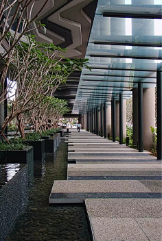 架空层景观-花瓣网|陪你做生活的设计师 | 公寓花园架空层休息平台