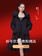 红色服装海报