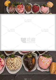 各种草莓在巧克力，甜甜点，为你的文字自由空间，撒上坚果，俯视图，拼贴画。