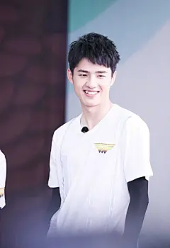 【图片】【青春好燃】#刘昊然壁纸#为崽崽的小暖阳们建一幢壁纸大楼hiahiahia，分享壁纸原图，喜欢的自取昂_刘昊然吧_百度贴吧