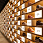 Sneakerology by Facet Studio: 