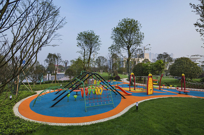 场地社区养老室外活动场地社区自然景观-幼儿能够进行促进交往活动型