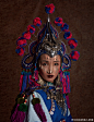 为杨丽萍老师最新作品打造的·《阿鹏找金花》·绕三灵 系列定妆照。 ​​​​