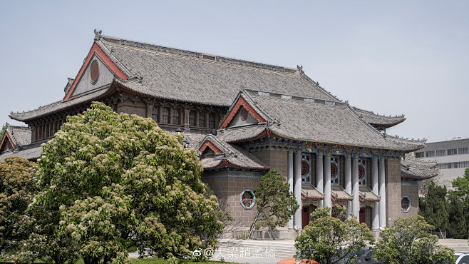 微博 – 随时随地发现新鲜事