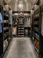 contemporary closet by Joshua Lawrence Studios INC #家居创意#