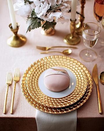 Gold table details #...