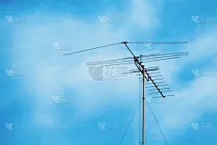 天空,蓝色,云,电视天线,频率,卫星,收音机,电缆,水平画幅,无人