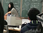 老师上课收了学生手机 眼睁睁的让他们看着输然后被举报