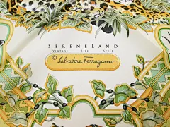 欣~赏 | Ferragamo 狂野动物世界 草绿色中古真丝丝巾 近全新-淘宝网