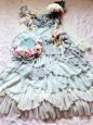 #lolita装扮# 春日的JeJ 搭配：） @Lolita装扮 配飾感謝：@ninniach @Rococo-soul Princess Sugar