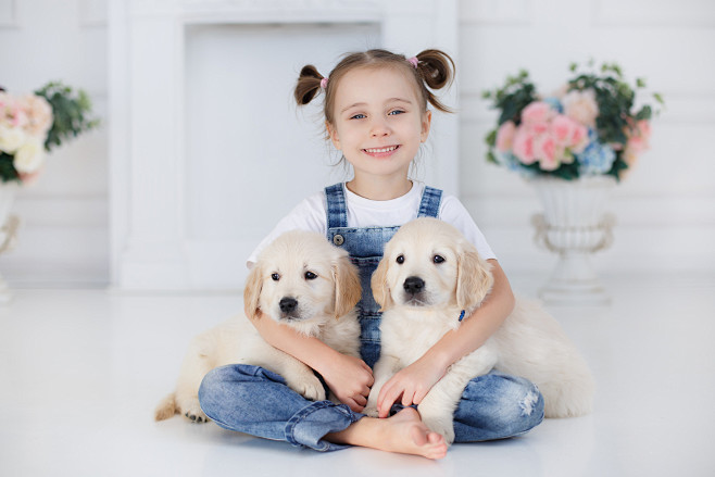 cute-child-with-pupp...