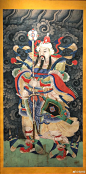 图一二 2019年故宫博物院展出的清代将军门神

图三 约1922年交泰殿隔扇岁末年初张悬的将军门神，今年展出的与之类似

图四 约1922年乾清宫节日期间搭设的彩棚、陈设的有写万年吉祥字样的灯具

图五六 故宫博物院收藏的清代万年吉祥字样球式角质灯 （四件）#全民晒宝季# ​​​​
