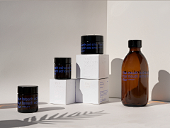 磨咖啡做甜点的设计师格子采集到Behance 包装设计