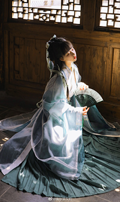 酥婳婳采集到人物