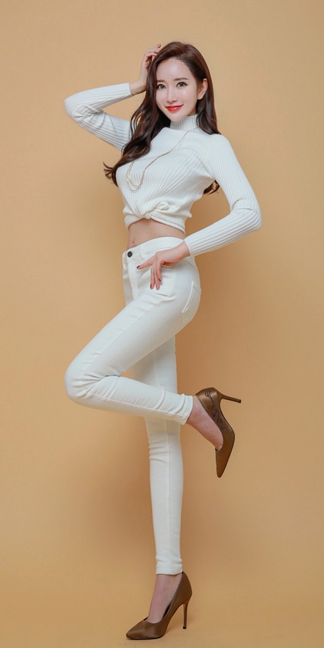 李妍静