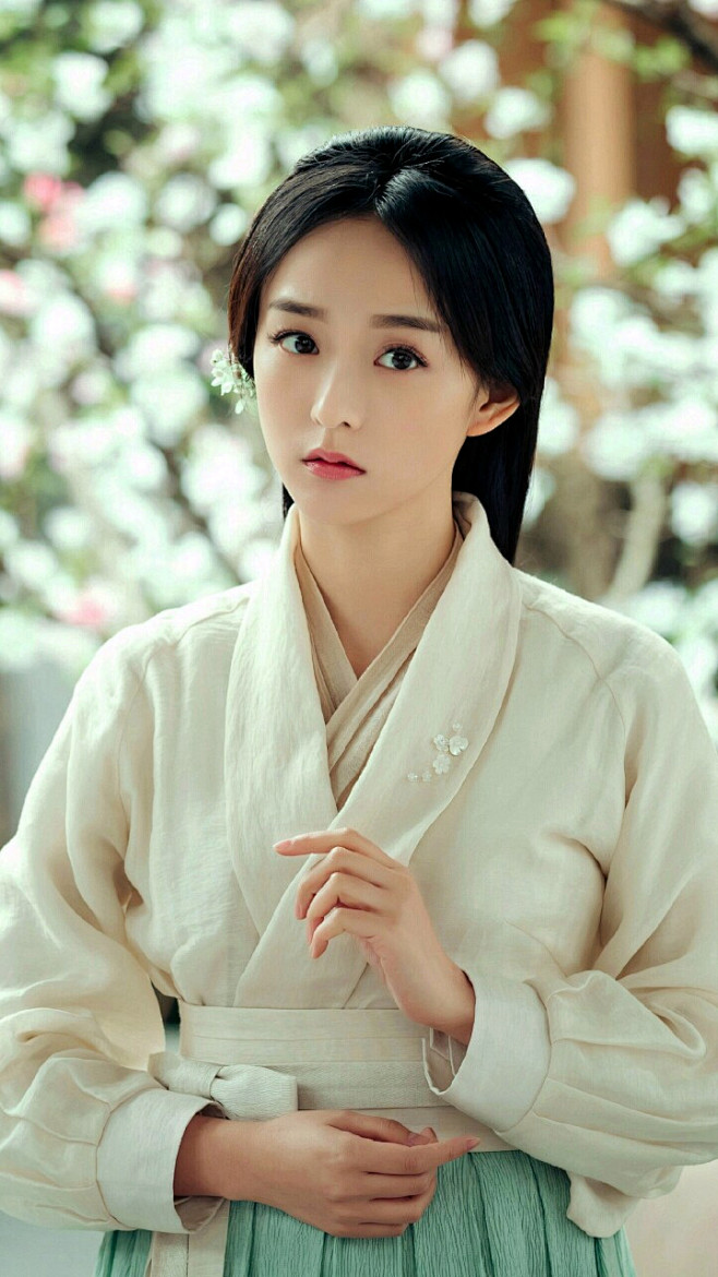 凤弈叶凝芝何泓姗饰07