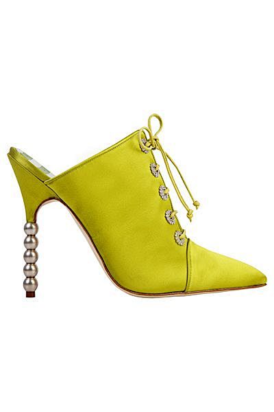 Manolo Blahnik yello...