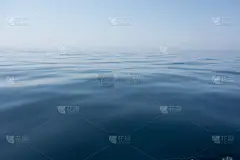 美丽的大海和蓝天