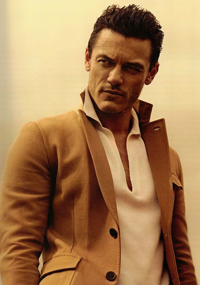 Luke Evans 