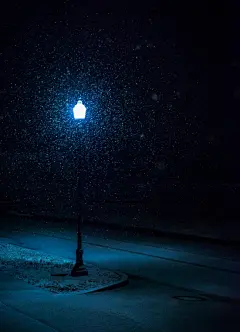 你总会输给一个人，即使你从来不承认；自然，也会有个人输给你。幸运的是，他们都是同一个人。那么，晚安。