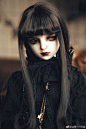 #bjd妆面# @咿个粽吱 自制-erato，双子中的恶魔色调不同是因为成都最近的迷之气候一会儿大太阳一会儿大雨，后三张有滤镜。最后说一句……我爱erato这张小脸儿！