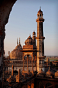 Bara Imambara, Lucknow, India by skypecaptain
巴拉Imambara ，勒克瑙，印度skypecaptain 【  】