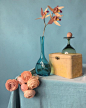 4 Beyond-the-Bouquet Ways to Add Florals to Your Home #SOdomino #stilllifephotography #teal #vase #stilllife