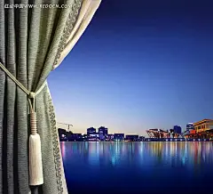 窗帘外的海滨夜景PSD|PSD分层素材|布帘|城市|窗帘|窗外|倒影|房地产|房地产PSD素材|房地产广告设计|高楼大厦|海报|海水|幻彩|建筑|设计模板|夜景|源文件
