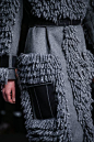 Viktor & Rolf | Fall 2014 Ready-to-Wear Collection | Style.com口袋设计 成衣细节