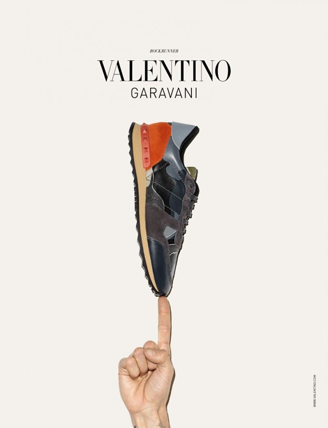 奢华来袭 Valentino 最新款运动...