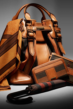 comclassically elegant- malaga via:高玉梅采集到衣帽搭配采集釆高