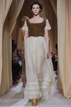 uuuuuugly采集到Vittoria Ceretti