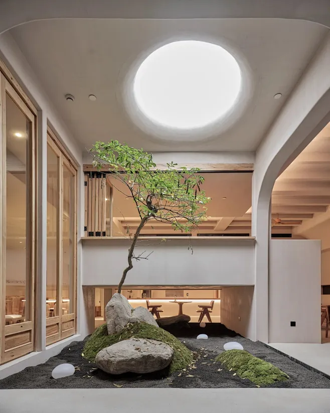 杭城宝藏设计酒店！天窗观星室内造景，45种房型睡不腻！4000m²空间全弧度设计超酷-花瓣网
