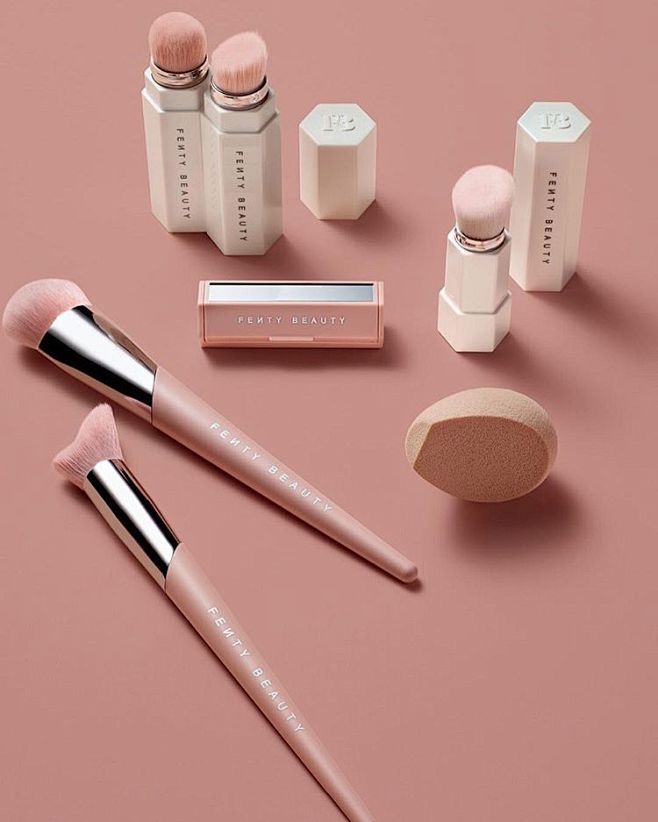 FENTY BEAUTY by RIHA...