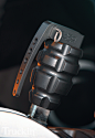 1001tr_03+2007_hummer_h2_sut+grenade_shift_knob.jpg (1100×1600)