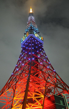 牧童2014采集到媒体面+灯光互动+投影