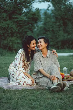 幸福的母亲节亲子照样片