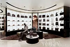 ARMANI新加坡开店 阮经天张梓琳到场_探店_服装服饰
