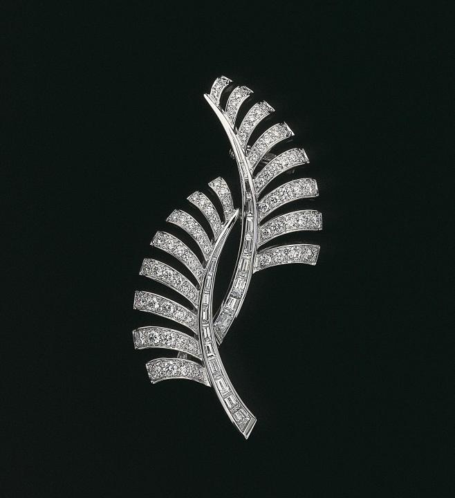 Van Cleef & Arpels 梵...
