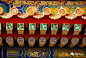 图为太和殿檐下的金龙和玺彩画。典型的故宫式配色，用齐了红黄蓝绿。