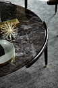 Tavolino da caffè Brian by Amos Contemporary : Opera Contemporary produce tavolini da caffè dal design esclusivo per un arredamento elegante e di lusso
