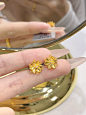 足金999的莲花耳钉 - 小红书